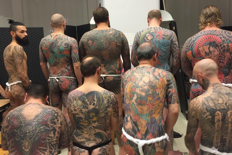 L'équipe du Petit Palais a eu une super idée ! Pour faire venir un public plus large à son expo Fantastique ! dédiée à Utagawa Kuniyoshi – l’un des derniers grands maîtres japonais de l’estampe – elle a organisé un défilé de personnes tatouées