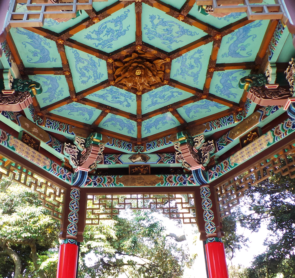 Pavillon dans le jardin Samuel Cocking à Enoshima