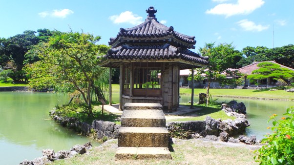 Pavillon du jardin royal Shikinaen à Naha, Okinawa