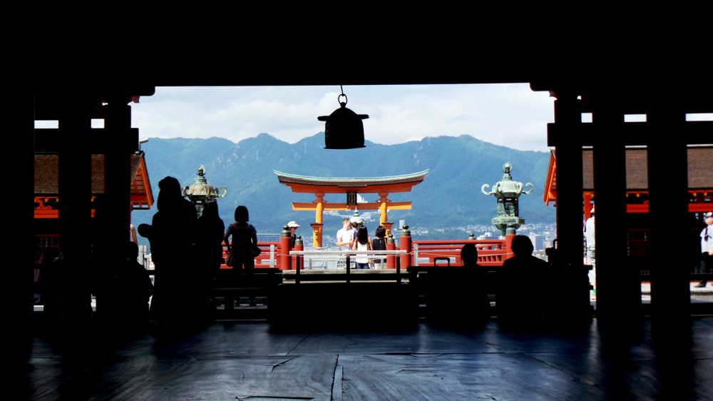 Sanctuaire Itsukushima à Miyajima, petite île au large d’Hiroshima, Japon.
