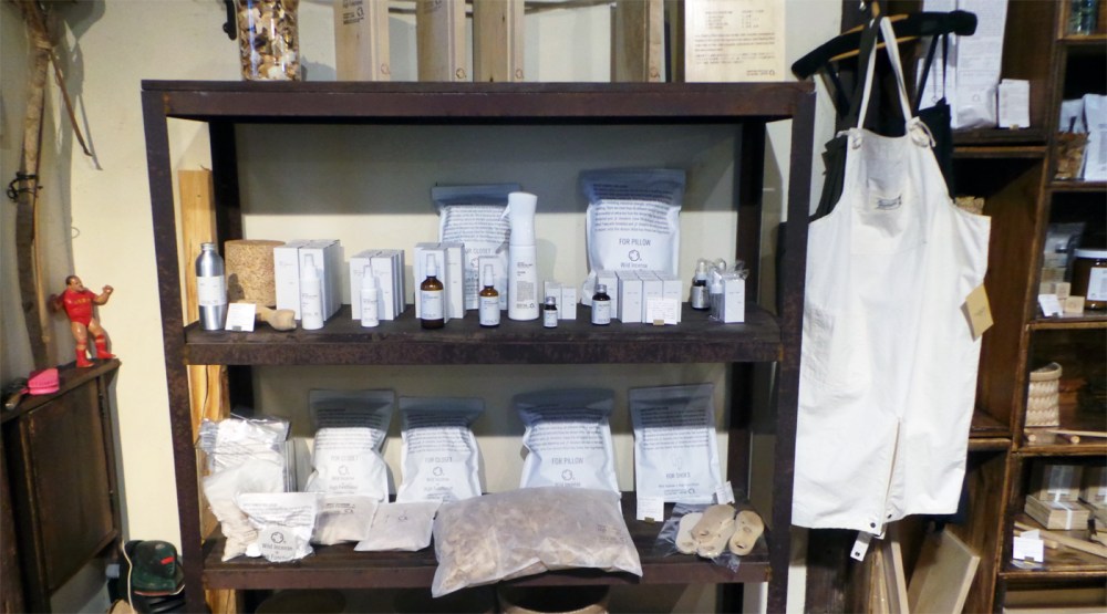 Produits bio pour la maison chez Cul de sac, Nakameguro, Tokyo, Japon.